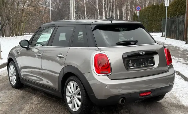 MINI Cooper John Works Trim