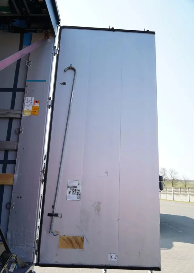 WIELTON FIRANKA / MEGA / SYSTEM BDE - ROZSUWANE SŁUPKI / LOW DECK / OSIE SAF /  - 