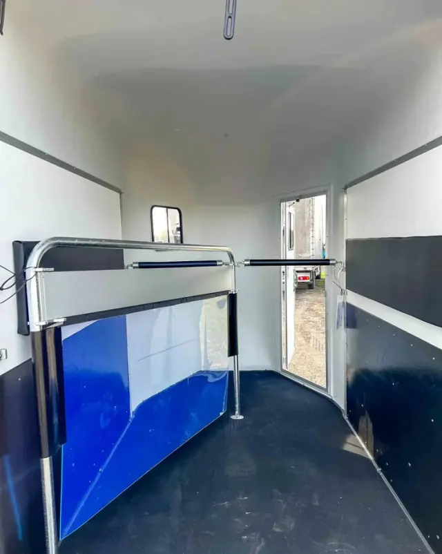 CHEVAL LIBERTE Przyczepa 