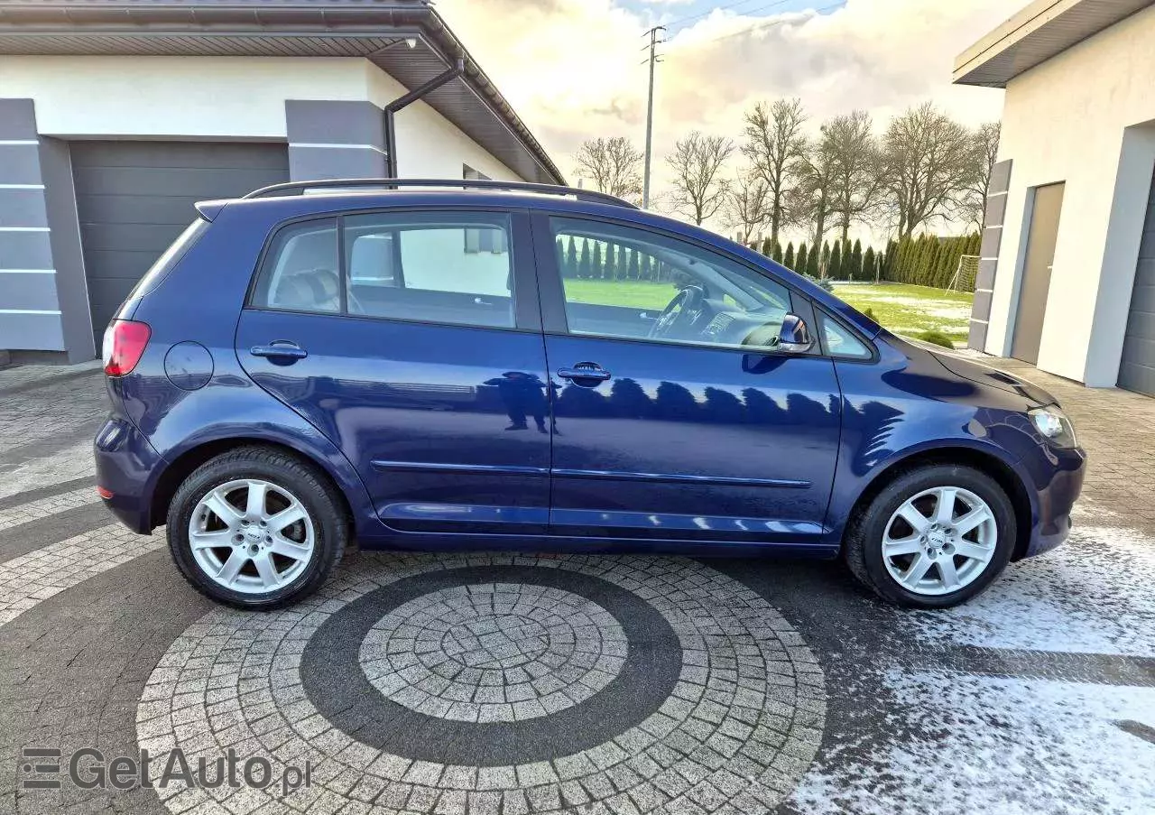 VOLKSWAGEN Golf Plus 