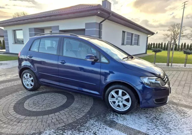 VOLKSWAGEN Golf Plus 