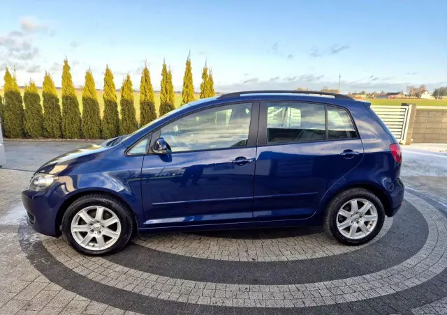 VOLKSWAGEN Golf Plus 