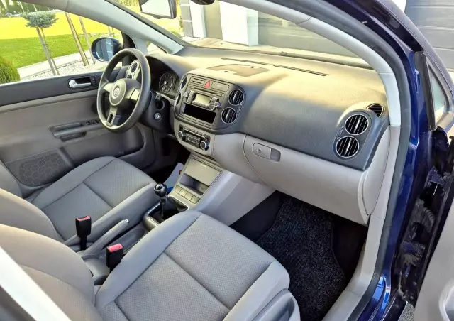 VOLKSWAGEN Golf Plus 
