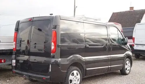 OPEL Vivaro 