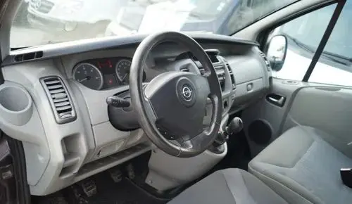OPEL Vivaro 