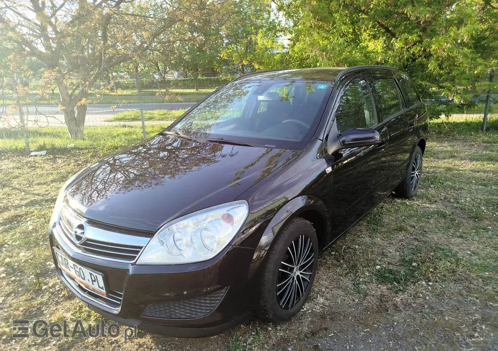OPEL Astra 1.9 CDTI DPF Edition