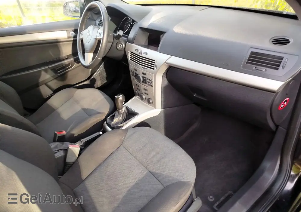 OPEL Astra 1.9 CDTI DPF Edition