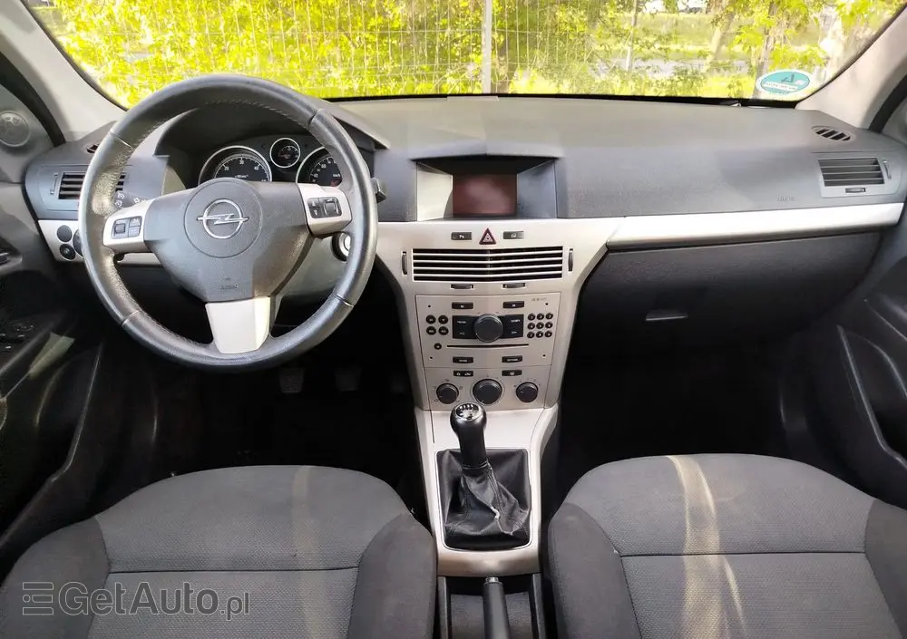 OPEL Astra 1.9 CDTI DPF Edition