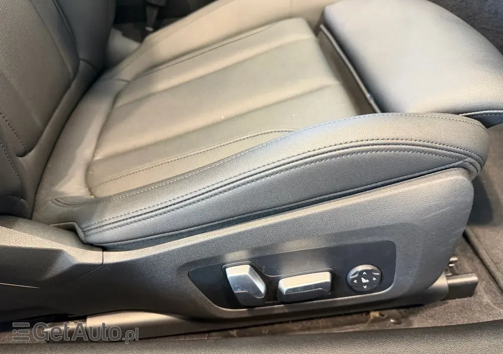 BMW Seria 4 430i xDrive M Sport sport