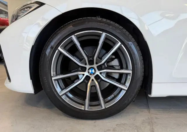 BMW Seria 4 430i xDrive M Sport sport