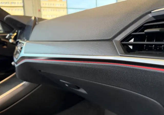 BMW Seria 4 430i xDrive M Sport sport