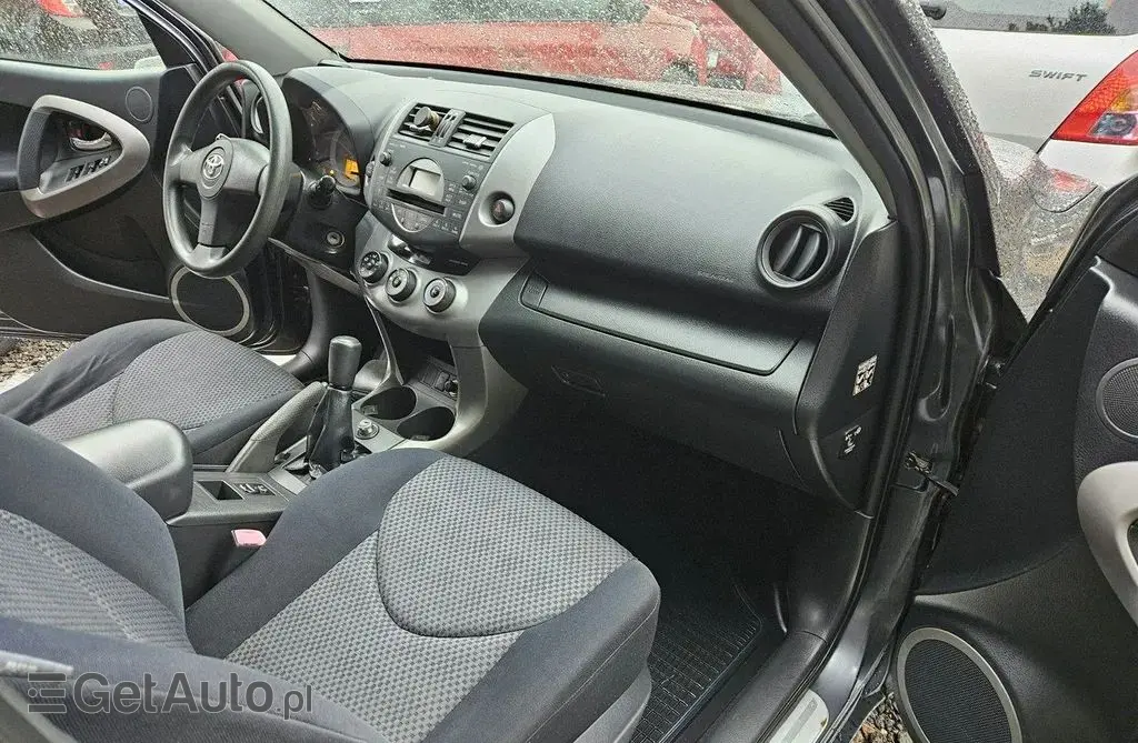 TOYOTA Rav 4 