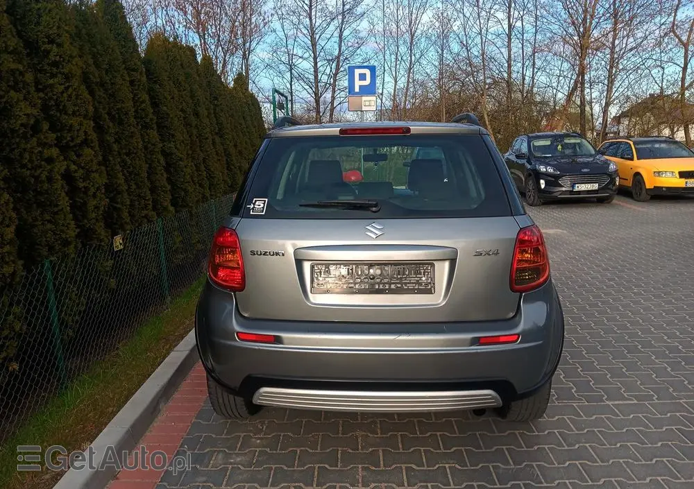 SUZUKI SX4 