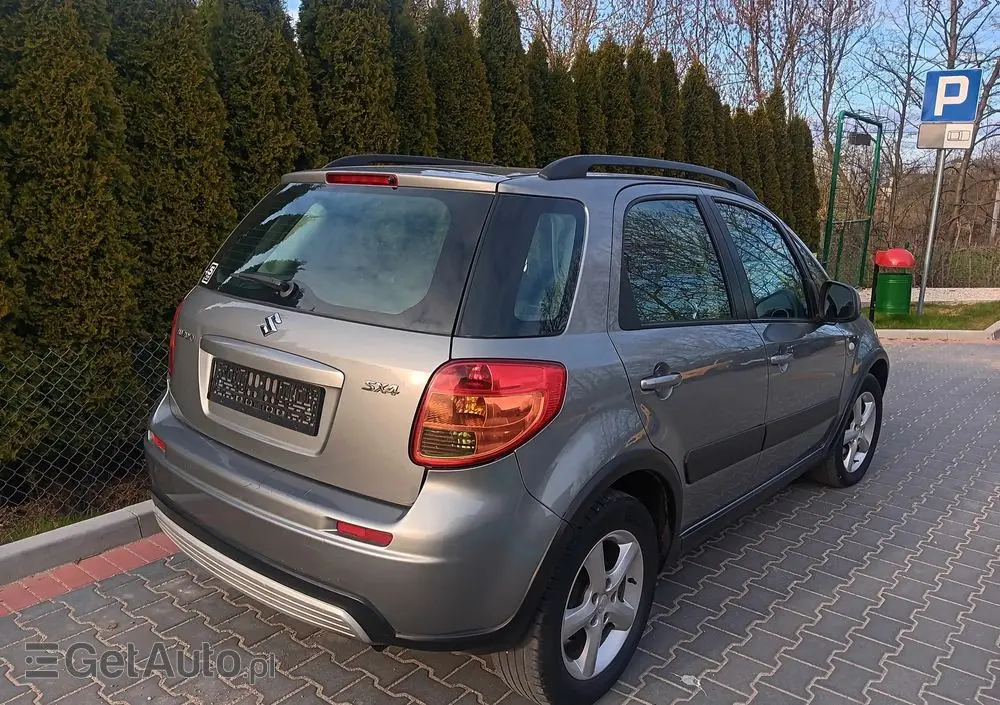 SUZUKI SX4 