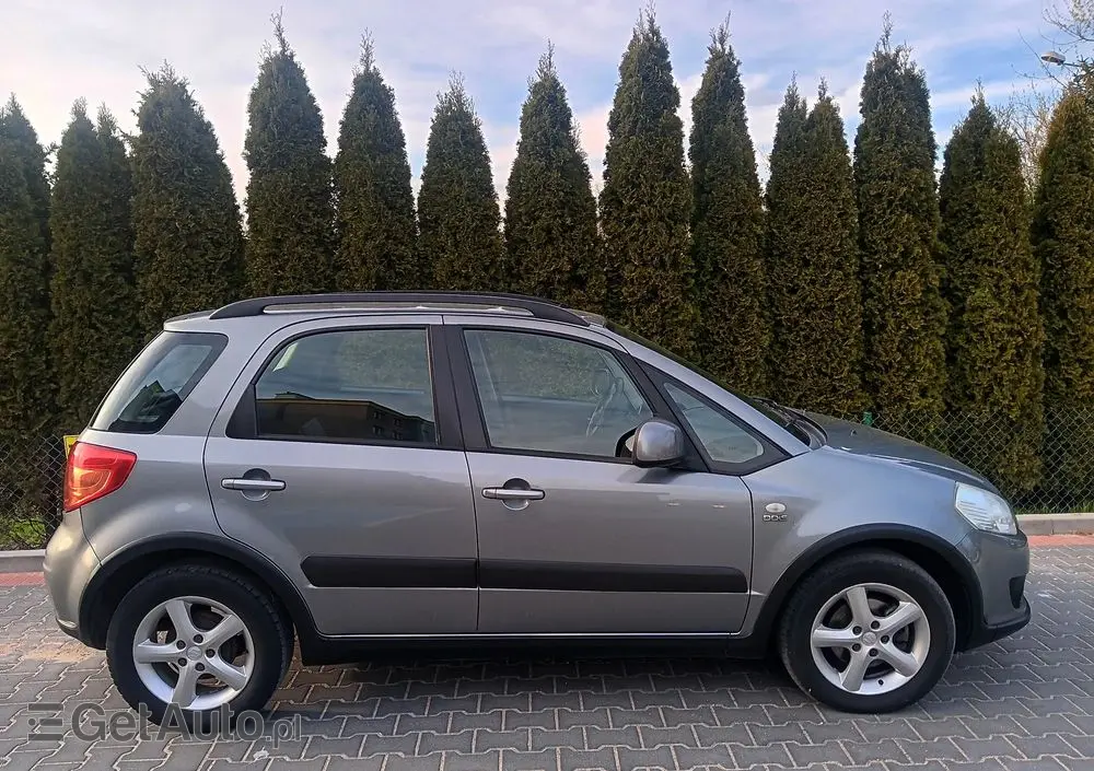 SUZUKI SX4 