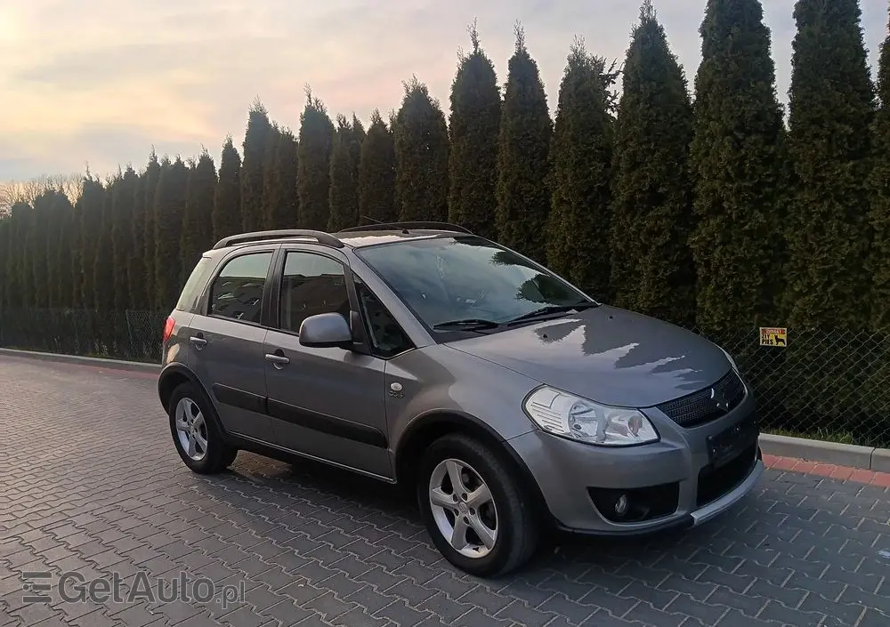 SUZUKI SX4 