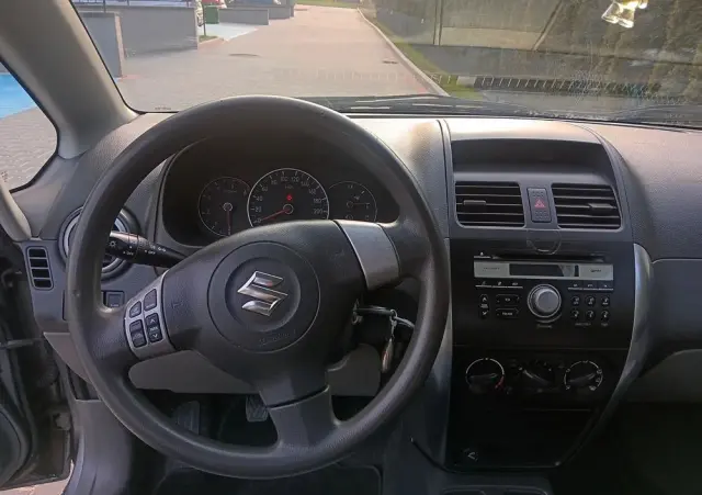 SUZUKI SX4 