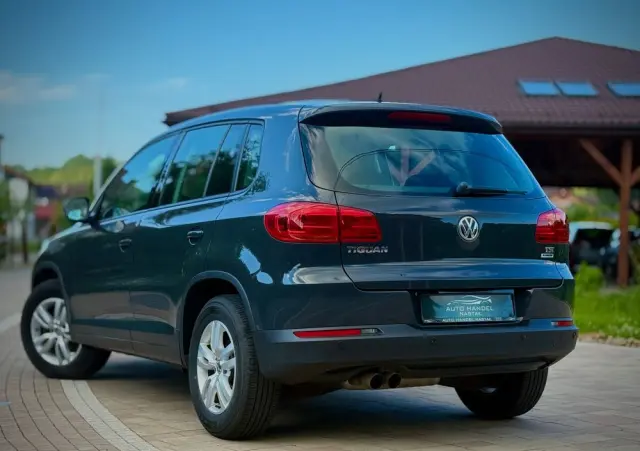 VOLKSWAGEN Tiguan 1.4 TSI BlueMotion Technology Cityscape
