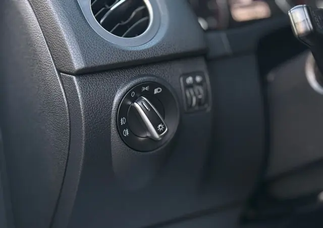VOLKSWAGEN Tiguan 1.4 TSI BlueMotion Technology Cityscape