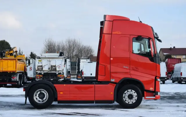 VOLVO FH500 / FULL ADR / HYDRAULIKA / EURO 6 / ACC / LEDY / ALUFELGI / FULL SPOILERY / SERWISOWANY / SPROWADZONY 