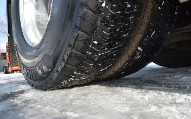 VOLVO FH500 / FULL ADR / HYDRAULIKA / EURO 6 / ACC / LEDY / ALUFELGI / FULL SPOILERY / SERWISOWANY / SPROWADZONY 