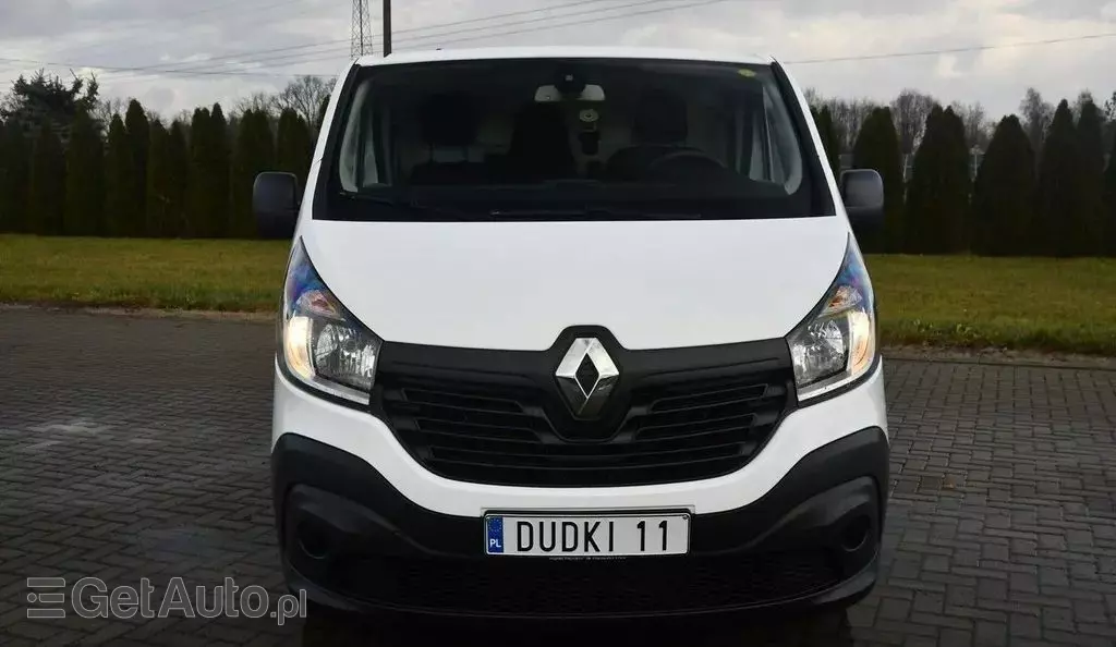 RENAULT Trafic 