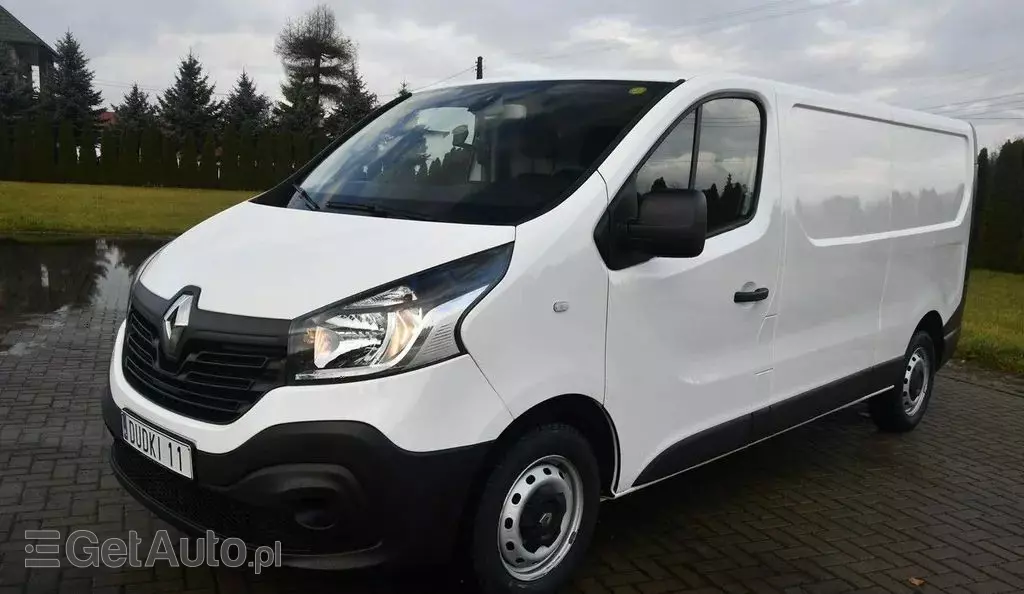 RENAULT Trafic 