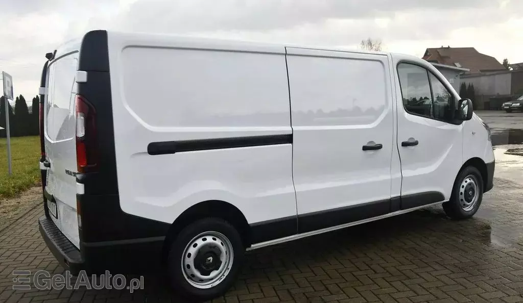 RENAULT Trafic 