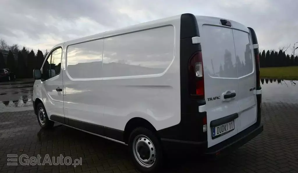 RENAULT Trafic 