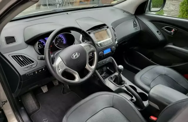 HYUNDAI Ix35 