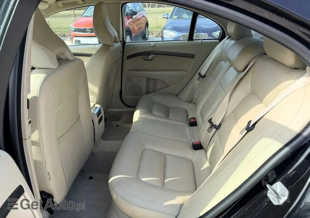 VOLVO S80 D4 Drive-E Momentum
