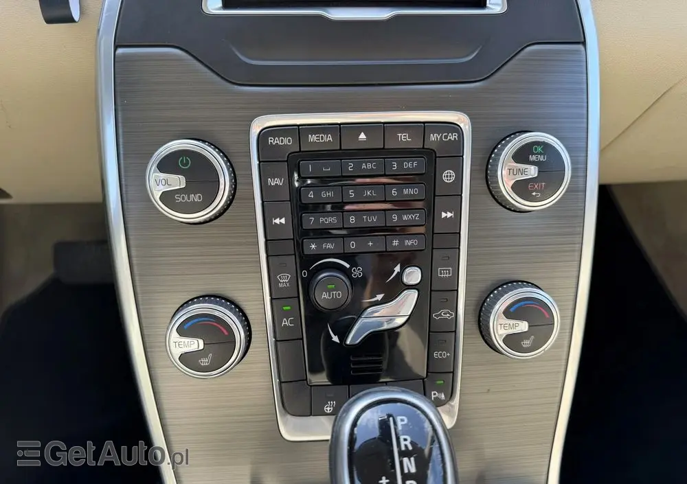 VOLVO S80 D4 Drive-E Momentum