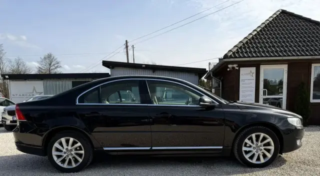 VOLVO S80 D4 Drive-E Momentum