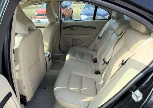 VOLVO S80 D4 Drive-E Momentum