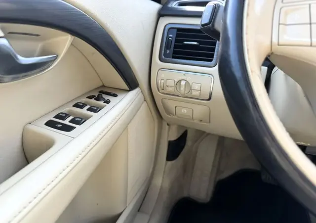 VOLVO S80 D4 Drive-E Momentum