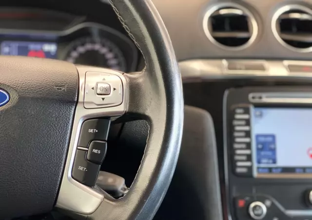 FORD S-Max 2.0 TDCi DPF Trend