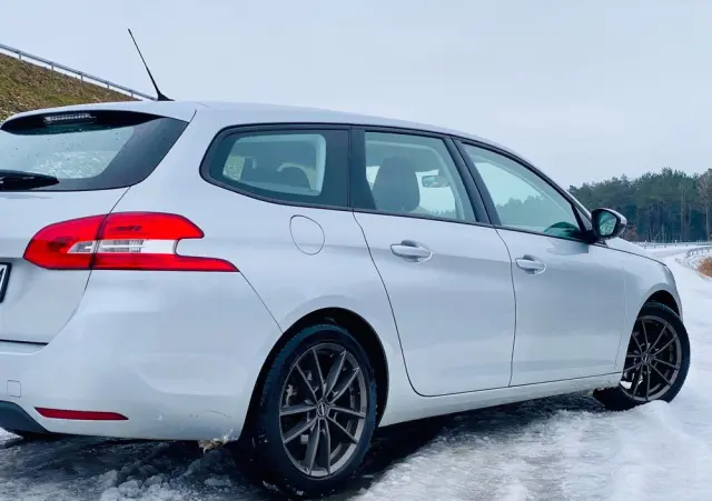 PEUGEOT 308 110 e-THP Stop & Start Active