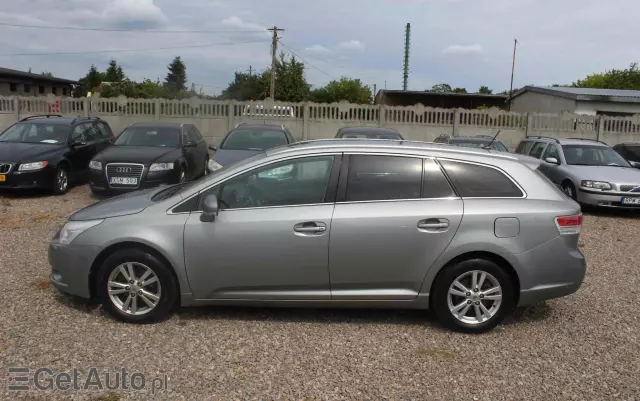 TOYOTA Avensis 
