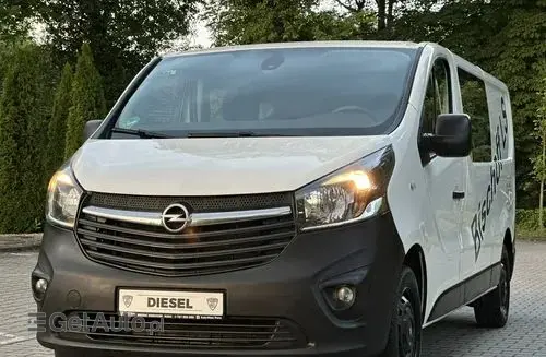 OPEL Vivaro 