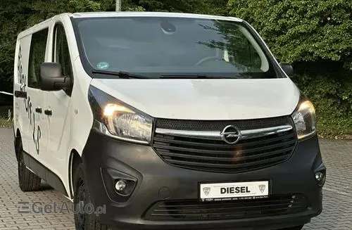 OPEL Vivaro 