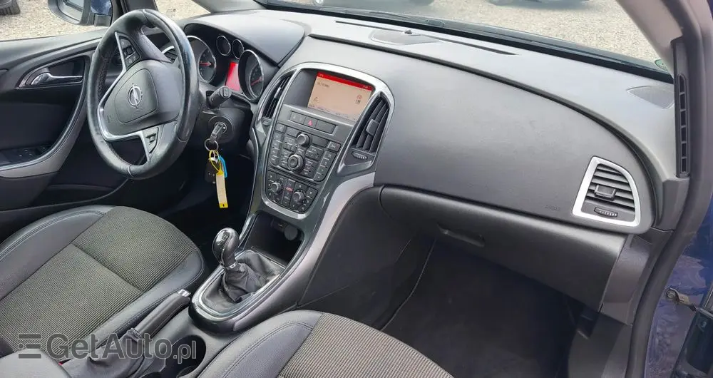 OPEL Astra 1.6 Design Edition