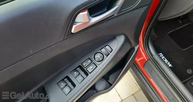 HYUNDAI Tucson Blue 1.7 CRDi 2WD Style