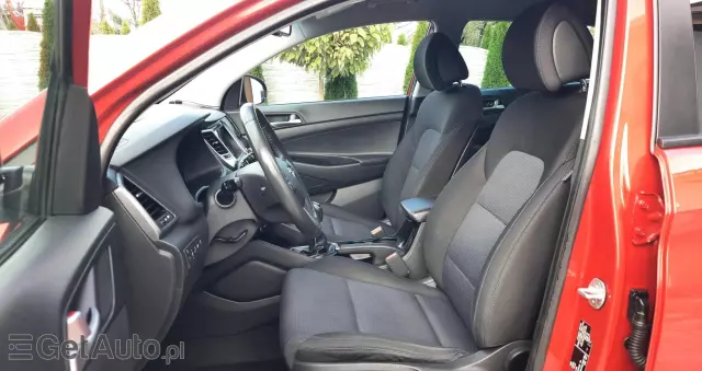 HYUNDAI Tucson Blue 1.7 CRDi 2WD Style