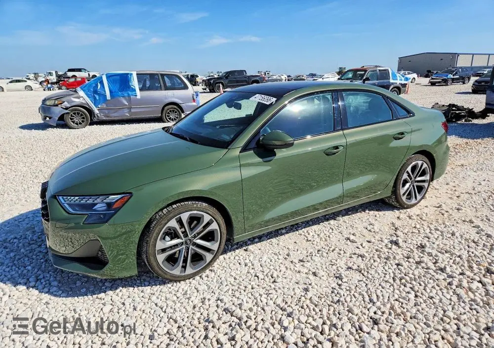 AUDI A3 Limousine 40 TFSI quattro S tronic S line