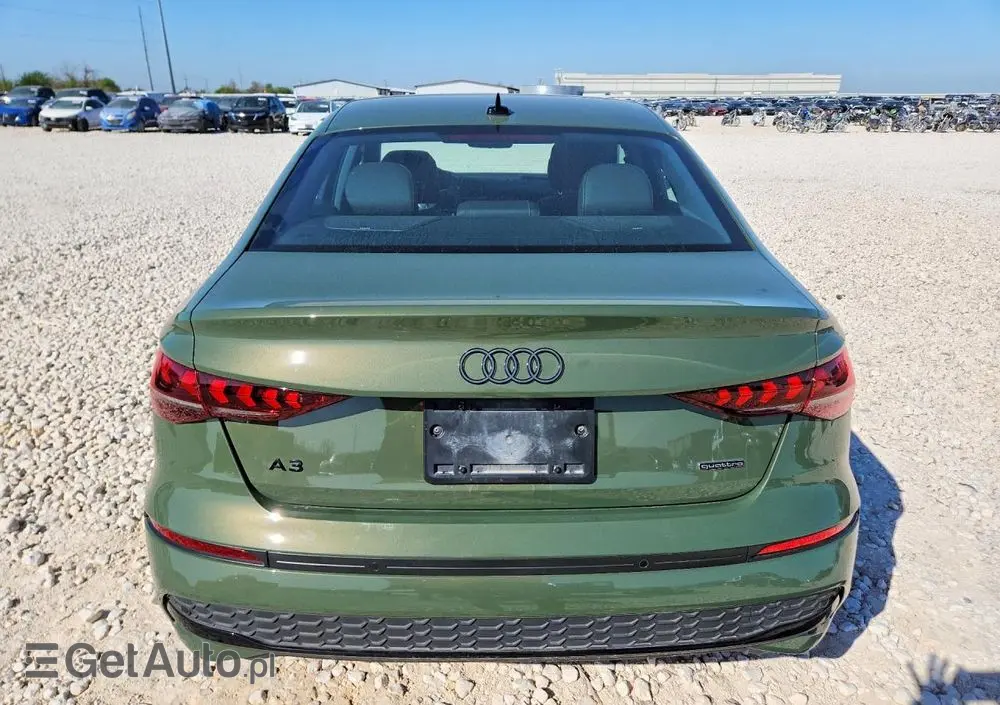 AUDI A3 Limousine 40 TFSI quattro S tronic S line