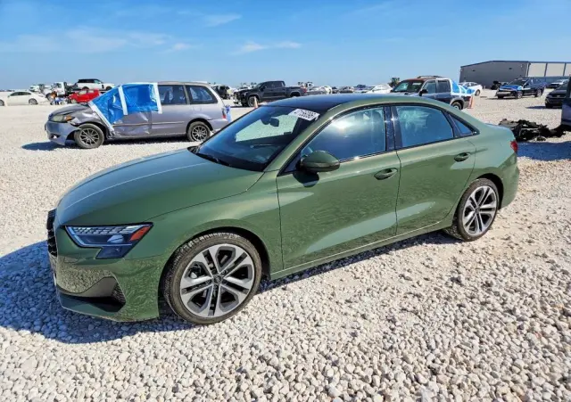 AUDI A3 Limousine 40 TFSI quattro S tronic S line