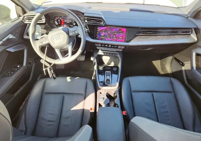 AUDI A3 Limousine 40 TFSI quattro S tronic S line