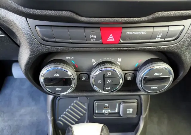 JEEP Renegade 1.4 MultiAir DSG Longitude