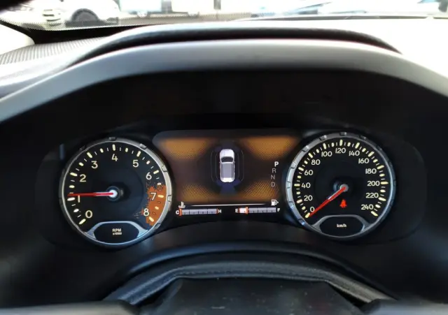 JEEP Renegade 1.4 MultiAir DSG Longitude