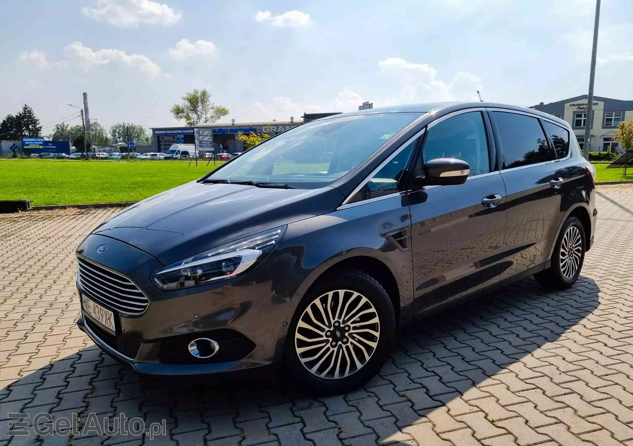 FORD S-Max 2.0 EcoBlue Twin-Turbo Titanium